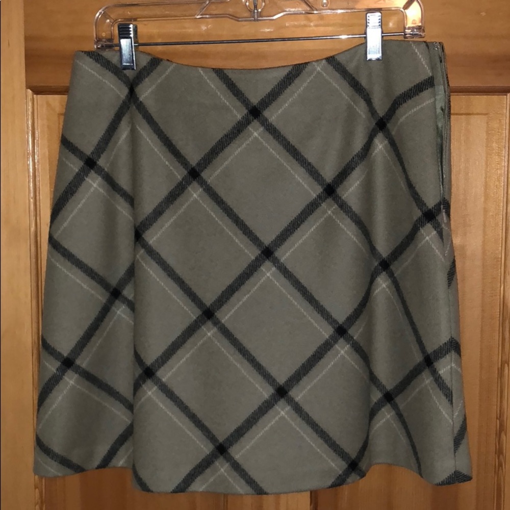 Company by Ellen Tracy Short a-line skirt 12
